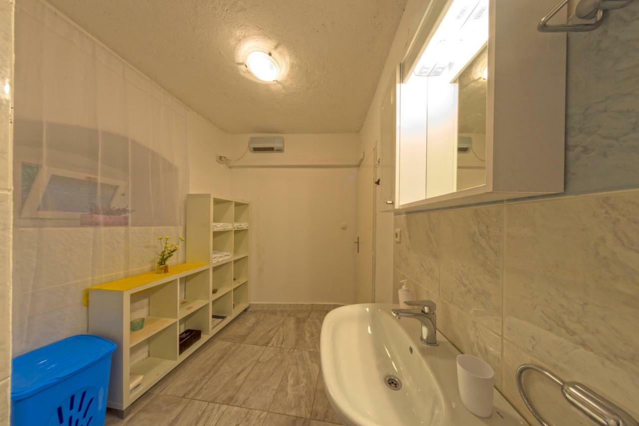 Apartment Nino 斯克拉丁 外观 照片