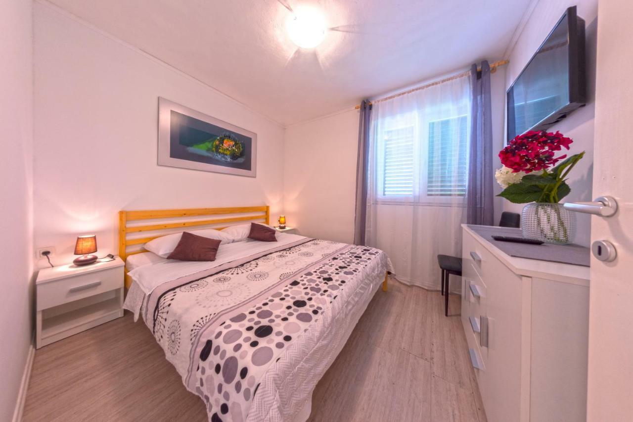 Apartment Nino 斯克拉丁 外观 照片