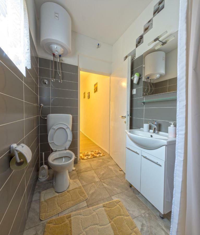 Apartment Nino 斯克拉丁 外观 照片
